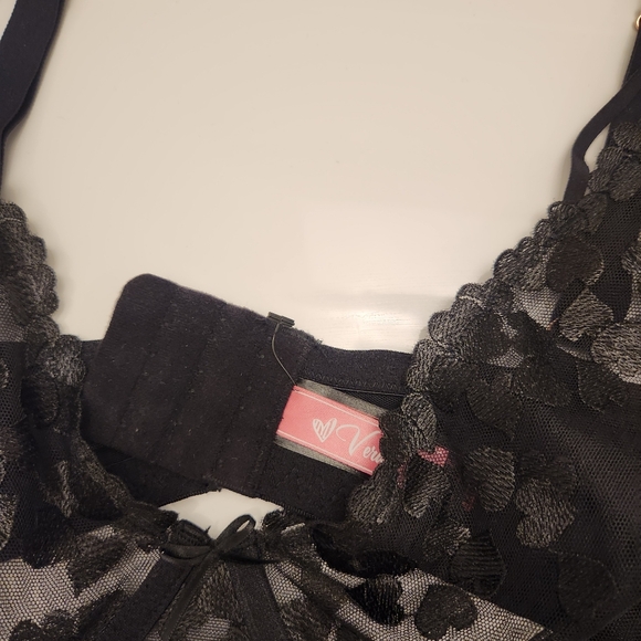 Love Vera Embroidered Heart Unlined Plunge Bra Onyx Black Curvy - Picture 6 of 9